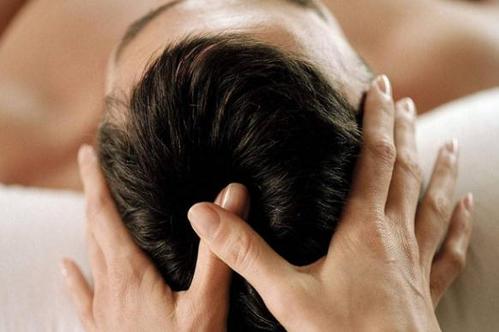 南寧美容學(xué)校：那些人需要做頭療