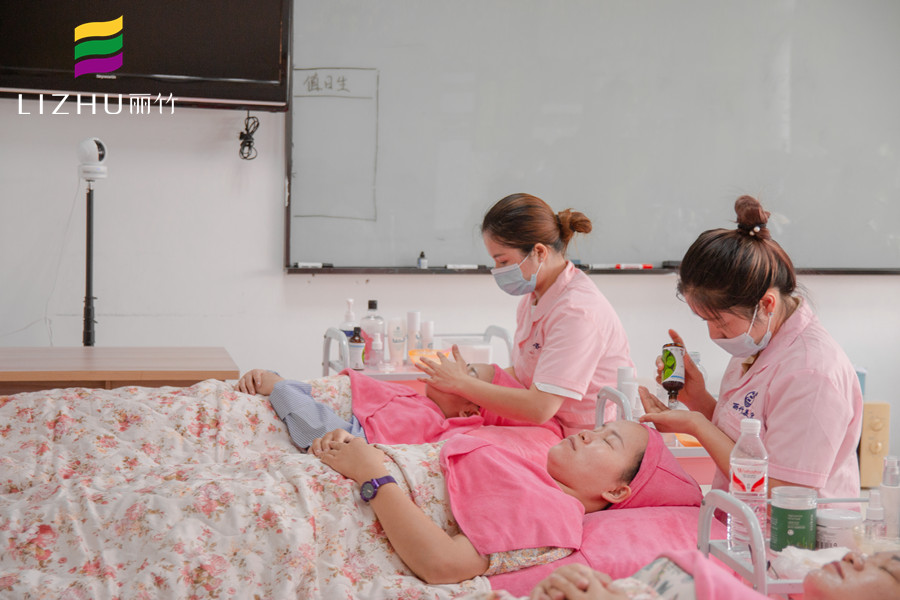 立秋養(yǎng)生注意事項，南寧學美容的學校分享