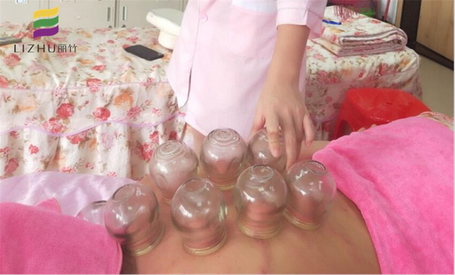 女人拔火罐的好處，廣西美容培學(xué)院專業(yè)課程介紹