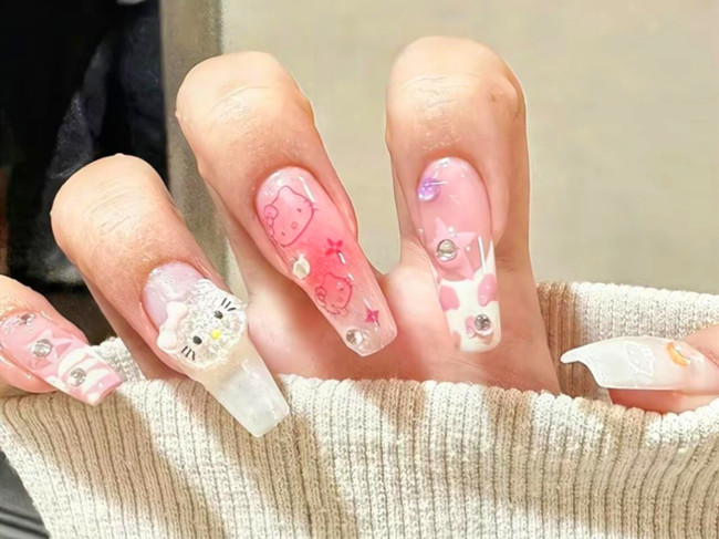 凱蒂貓美甲，南寧美甲款式造型學(xué)校分享