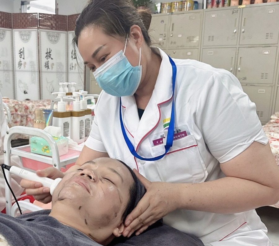 如何養(yǎng)出好皮膚的技巧，廣西皮膚管理學(xué)習(xí)